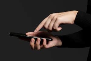 iPhone skærm der ikke reagerer på touch ved fingertryk